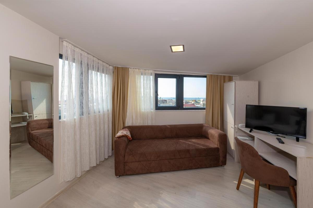 Grand Ahi Hotel Istanboel Buitenkant foto